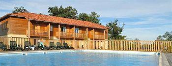 Madame Vacances - Residence Du Golf D'Armagnac Оза Экстерьер фото
